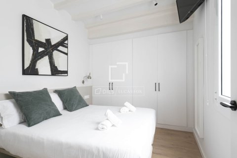 2 bedrooms apartment for sale in Barcelona, Catalonia, Spain № 6400 - photo 15