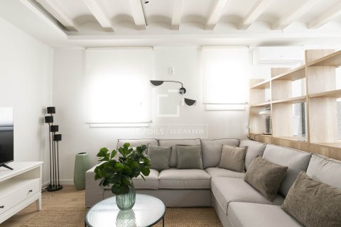 2 bedrooms apartment for sale in Barcelona, Catalonia, Spain № 6400 - photo 3