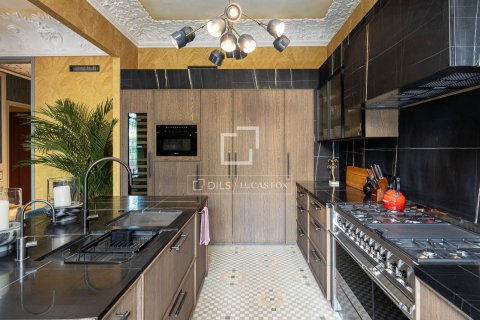 4 bedrooms apartment for sale in Barcelona, Catalonia, Spain № 6396 - photo 8