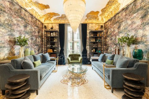 4 bedrooms apartment for sale in Barcelona, Catalonia, Spain № 6396 - photo 10