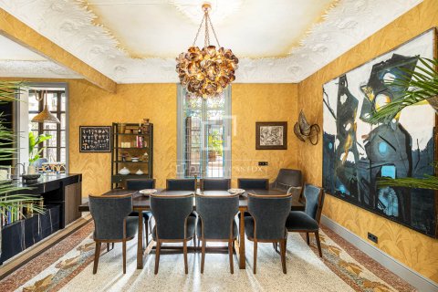 4 bedrooms apartment for sale in Barcelona, Catalonia, Spain № 6396 - photo 5