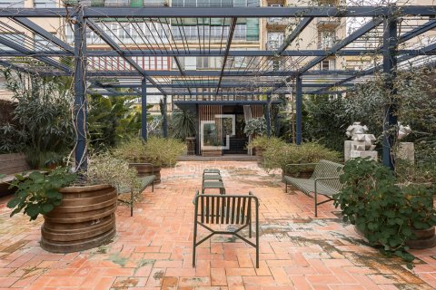 4 bedrooms apartment for sale in Barcelona, Catalonia, Spain № 6396 - photo 28
