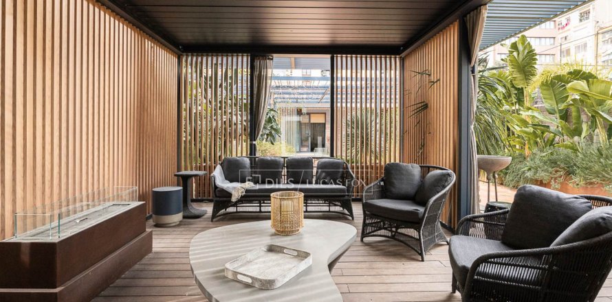 4 bedrooms apartment for sale in Barcelona, Catalonia, Spain № 6396