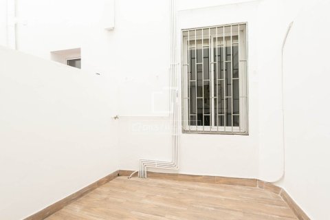 Купить квартиру в Барселона, Испания с 2 спальни, 85м², № 6399 - фото 25