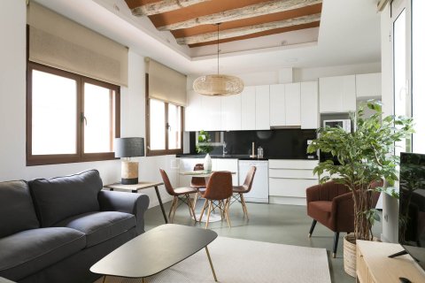 Купить квартиру в Барселона, Испания с 2 спальни, 85м², № 6399 - фото 2