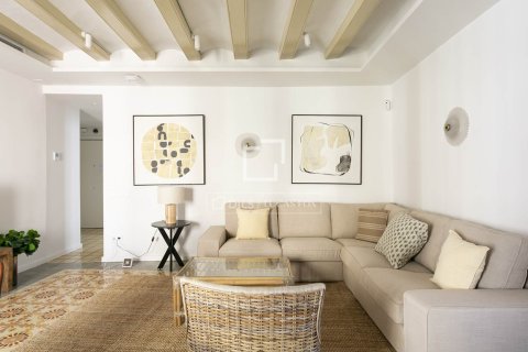 3 bedrooms apartment for sale in Barcelona, Catalonia, Spain № 6401 - photo 10