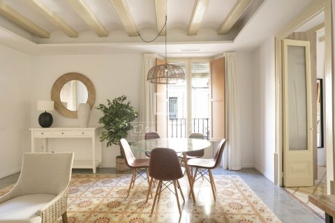 3 bedrooms apartment for sale in Barcelona, Catalonia, Spain № 6401 - photo 3