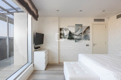 3 chambres penthouse à vendre à Barcelona, Catalonia, Spain № 3936 - photo 16