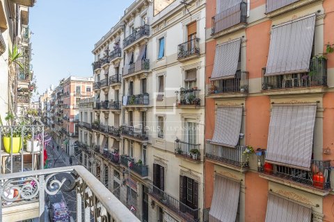 2 chambres apartment à vendre à Barcelona, Catalonia, Spain № 3940 - photo 11