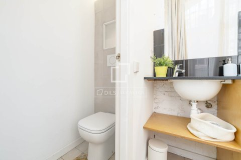 2 chambres apartment à vendre à Barcelona, Catalonia, Spain № 3940 - photo 30