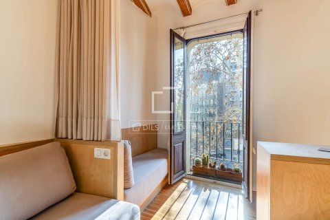 Apartamento de 1 dormitorio en venta en Barcelona, Cataluña, Spain № 3941 - foto 13