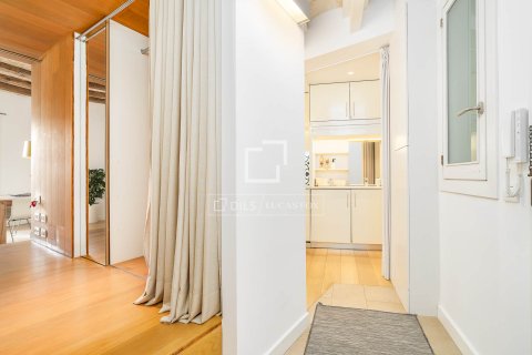 Купить квартиру в Барселона, Испания с 1 спальня, 53м², № 3939 - фото 18
