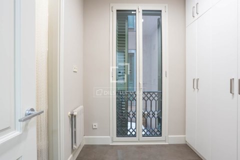 4 chambres apartment à vendre à Barcelona, Catalonia, Spain № 3935 - photo 14