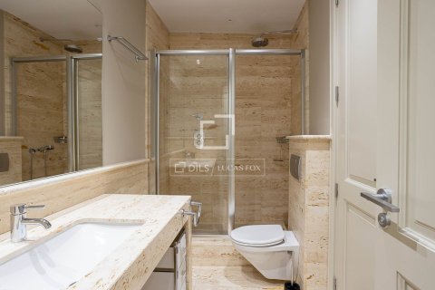 4 chambres apartment à vendre à Barcelona, Catalonia, Spain № 3935 - photo 23