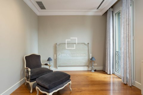 4 chambres apartment à vendre à Barcelona, Catalonia, Spain № 3935 - photo 29