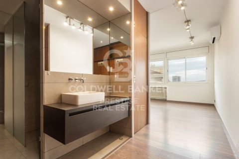 4 bedrooms penthouse for sale in Barcelona, Catalonia, Spain № 5531 - photo 21
