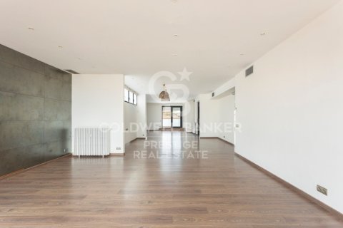 4 bedrooms penthouse for sale in Barcelona, Catalonia, Spain № 5531 - photo 8