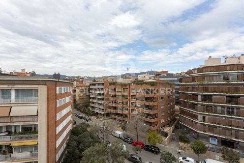 4 bedrooms penthouse for sale in Barcelona, Catalonia, Spain № 5531 - photo 5