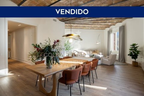 4 bedrooms apartment for sale in Barcelona, Catalonia, Spain № 5525
