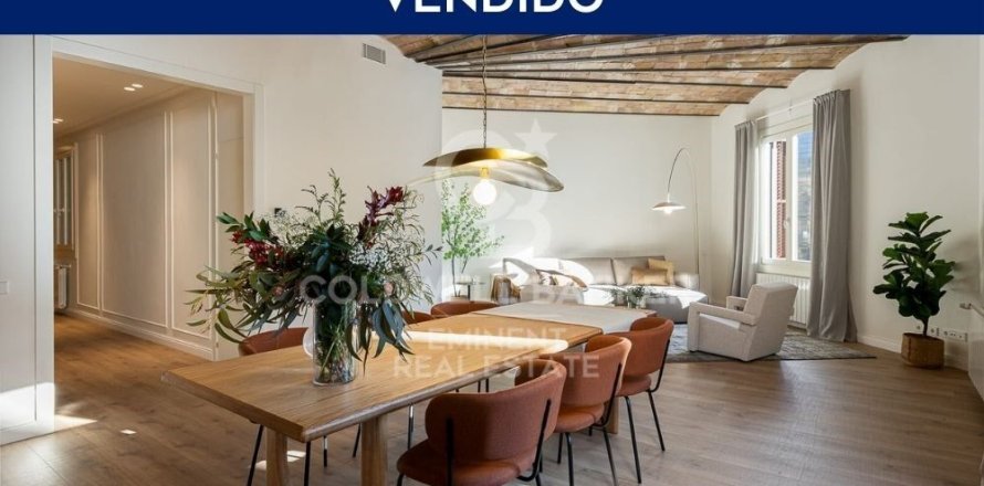 Квартира с 4 спальнями в Барселоне, Каталония, Испания № 5525