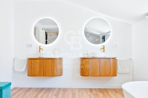 7 bedrooms house for sale in Esplugues de Llobregat, Barcelona, Catalonia, Spain № 5526 - photo 12