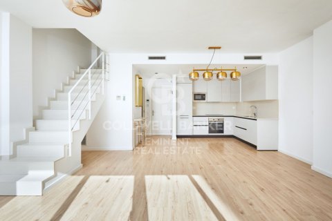 Купить дуплекс в Барселона, Испания с 2 спальни, 186м², № 5527 - фото 8