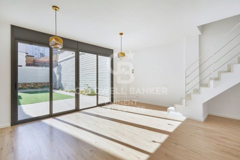 Купить дуплекс в Барселона, Испания с 2 спальни, 186м², № 5527 - фото 11