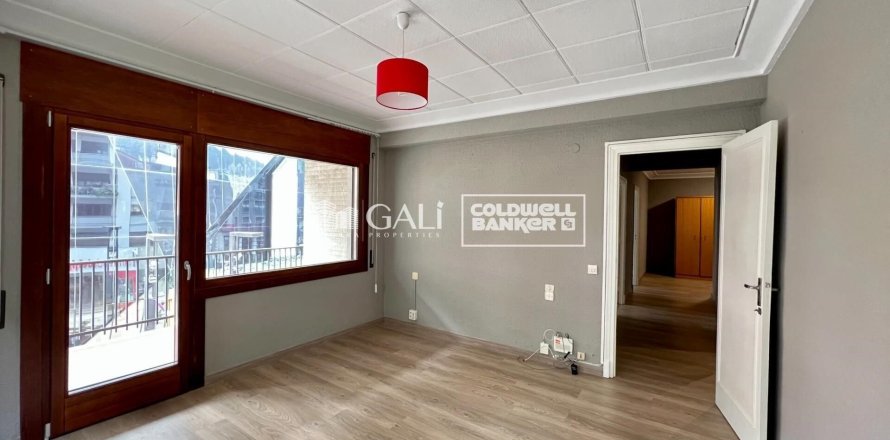 4 bedrooms apartment for sale in Principado De Andorra (Ninguna Poblacion Tiene C.P.), Lleida, Catalonia, Spain № 5585