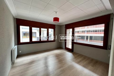 4 bedrooms apartment for sale in Principado De Andorra (Ninguna Poblacion Tiene C.P.), Lleida, Catalonia, Spain № 5585 - photo 4