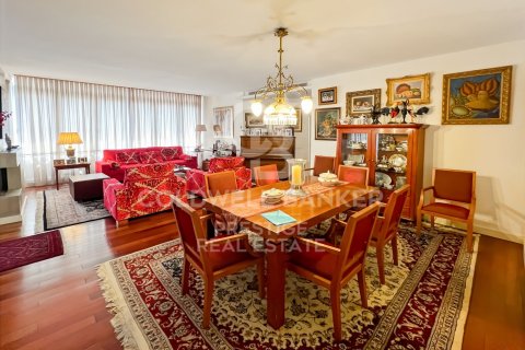 4 bedrooms apartment for sale in Barcelona, Catalonia, Spain № 5586 - photo 2