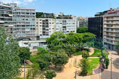 4 bedrooms apartment for sale in Barcelona, Catalonia, Spain № 5586 - photo 6