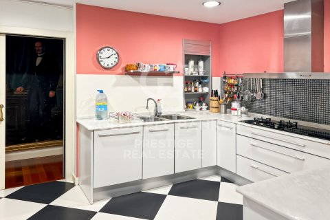 4 bedrooms apartment for sale in Barcelona, Catalonia, Spain № 5586 - photo 10