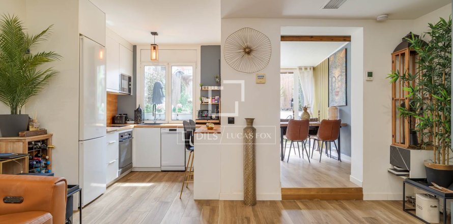 2 bedrooms apartment for sale in Barcelona, Catalonia, Spain № 6558