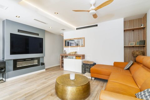 2 bedrooms apartment for sale in Barcelona, Catalonia, Spain № 6558 - photo 30
