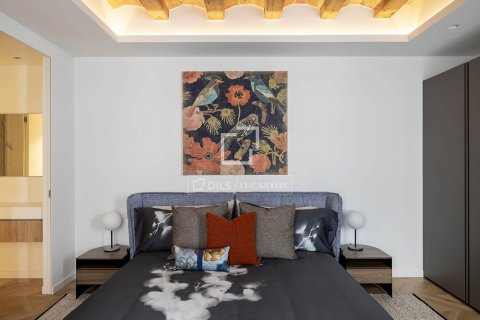 Apartamento de 3 dormitorios en venta en Barcelona, Cataluña, Spain № 6553 - foto 19