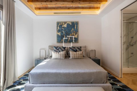 Apartamento de 3 dormitorios en venta en Barcelona, Cataluña, Spain № 6553 - foto 12