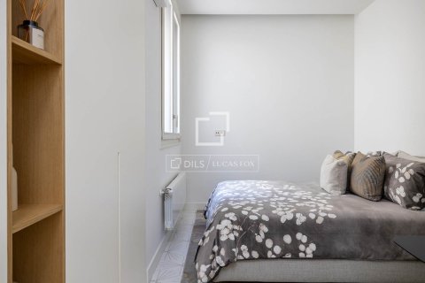 Купить квартиру в Барселона, Испания с 2 спальни, 152м², № 6556 - фото 24