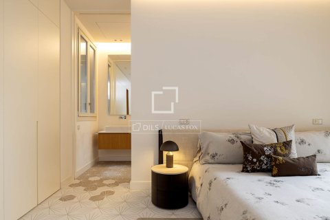 Купить квартиру в Барселона, Испания с 2 спальни, 152м², № 6556 - фото 15