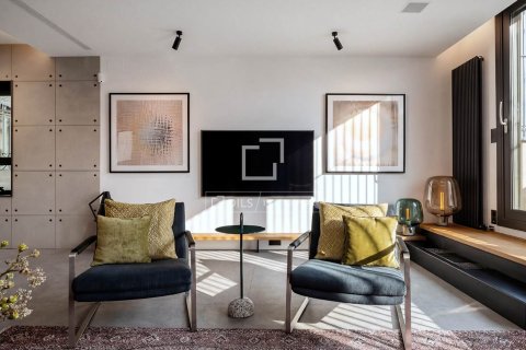 Apartamento de 2 dormitorios en venta en Barcelona, Cataluña, Spain № 6554 - foto 8
