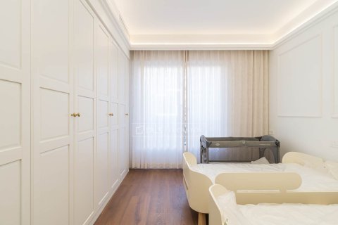 Apartamento de 5 dormitorios en venta en Barcelona, Cataluña, Spain № 6557 - foto 23