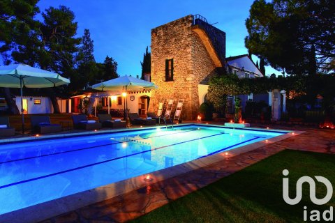 11 bedrooms house for sale in Sant Pere de Ribes, Barcelona, Catalonia, Spain № 4802 - photo 2