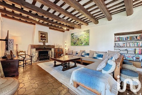 11 bedrooms house for sale in Sant Pere de Ribes, Barcelona, Catalonia, Spain № 4802 - photo 23