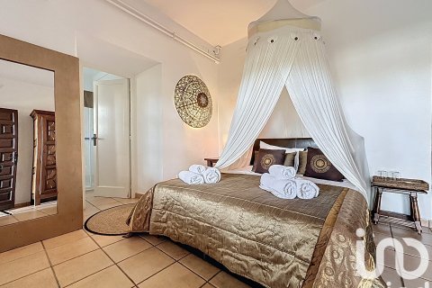 11 bedrooms house for sale in Sant Pere de Ribes, Barcelona, Catalonia, Spain № 4802 - photo 28