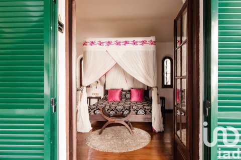 11 bedrooms house for sale in Sant Pere de Ribes, Barcelona, Catalonia, Spain № 4802 - photo 19