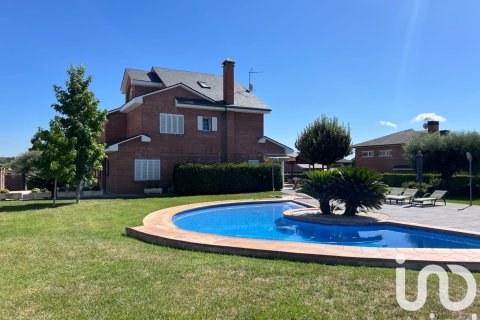 831 sq.m. land plot for sale in Palau-Solita I Plegamans, Barcelona, Catalonia, Spain № 4805 - photo 13