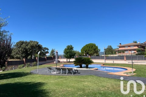 831 sq.m. land plot for sale in Palau-Solita I Plegamans, Barcelona, Catalonia, Spain № 4805 - photo 2