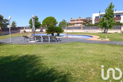 831 sq.m. land plot for sale in Palau-Solita I Plegamans, Barcelona, Catalonia, Spain № 4805 - photo 6