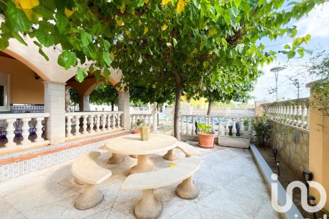 6 bedrooms house for sale in El Vendrell, Tarragona, Catalonia, Spain № 4804 - photo 14