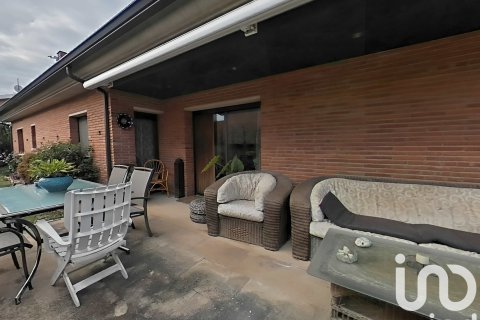 6 bedrooms house for sale in Alpicat, Lleida, Catalonia, Spain № 4799 - photo 3