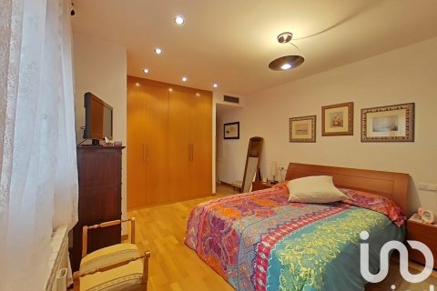 6 bedrooms house for sale in Alpicat, Lleida, Catalonia, Spain № 4799 - photo 13